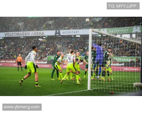 英超激战:多特蒙德6比2狂胜利物浦点球大战瞬间点燃全场激情